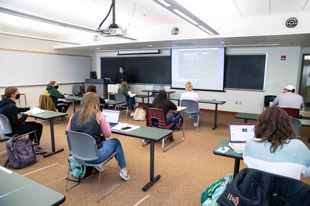 Sean Coleman teaches a course in Cell Biology.