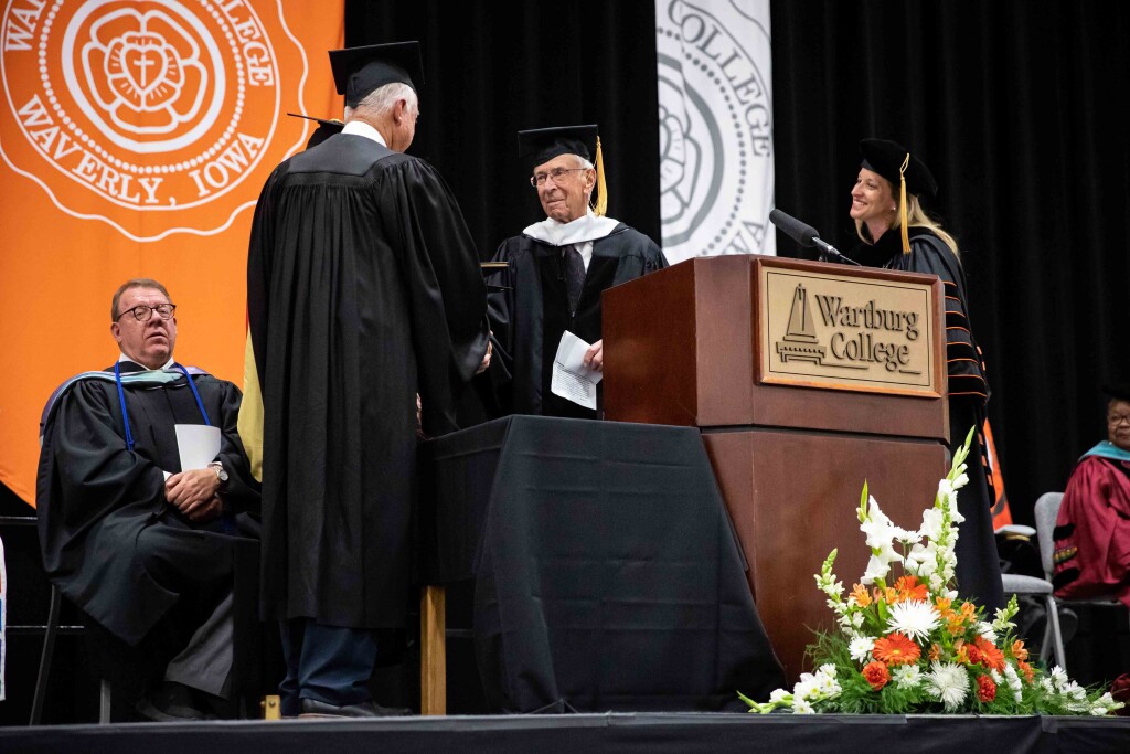 Duane Koenig receives the Wartburg Medal during the 2023 Commencement ceremony.